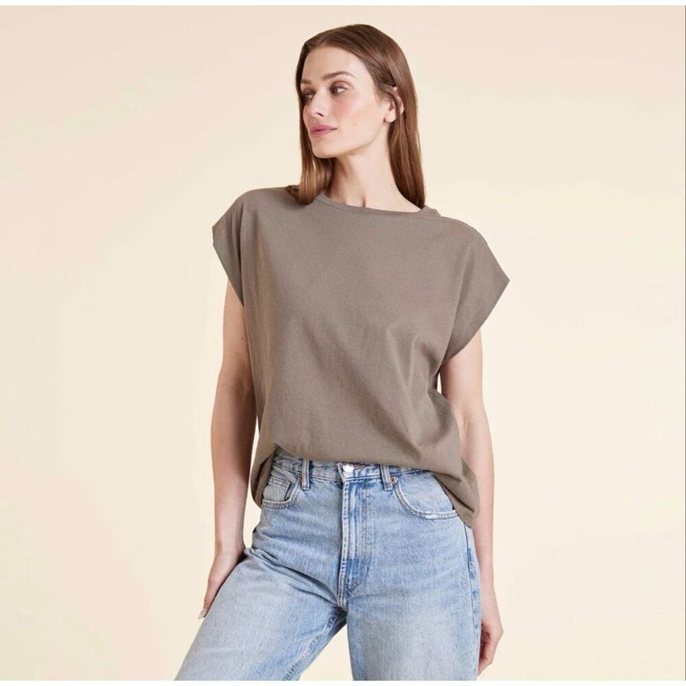 Nuuds Muscle Tee in Mocha